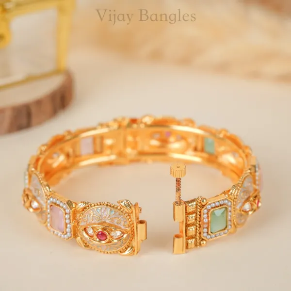 Gold_Copper_Pastel_Kundan_Meenakari_Bangles_For_Women_Set_Of_2