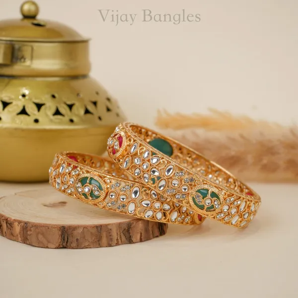 Gold_Brass_Alloy_Kundan_Floral_Enamel_Bangles_For_Women_Set_Of_2