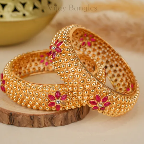 Gold_Brass_Alloy_Textured_Bead_Ruby_Floral_Stone_Bangles_For_Women_Set_Of_2