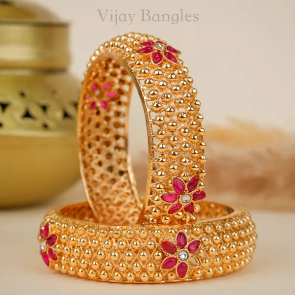 Gold_Brass_Alloy_Textured_Bead_Ruby_Floral_Stone_Bangles_For_Women_Set_Of_2