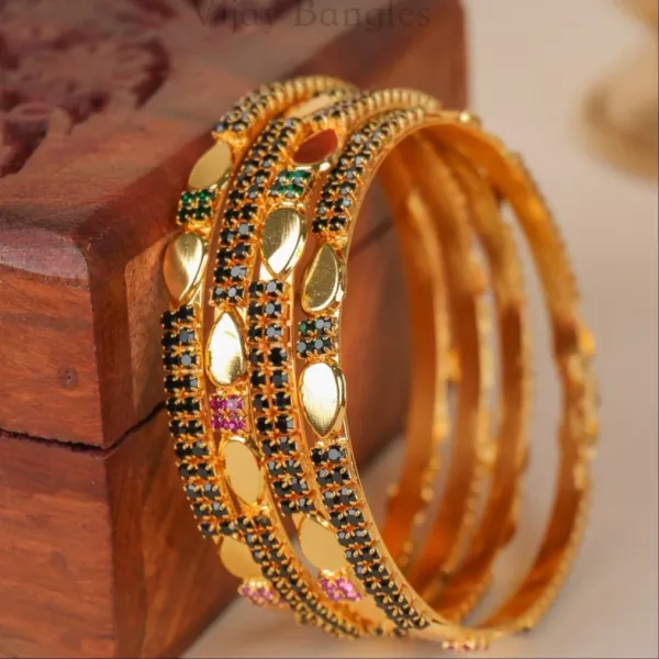 Miraya_Black_Stone_Gold_Plated_Bangles