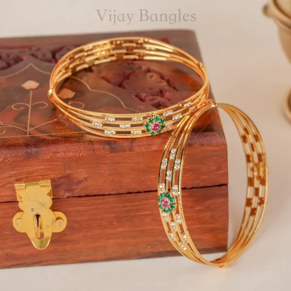 Vihana_Gold_Plated_Bangles