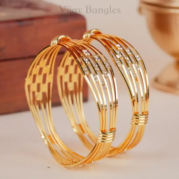 Zareen_Gold_Plated_Bangles