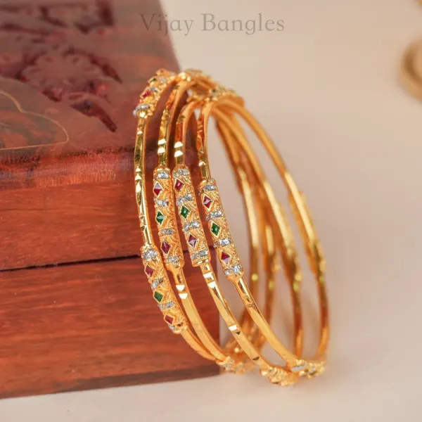 Golden_Minimal_Bangle_Set_Of_4_Bangles