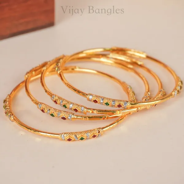 Golden_Minimal_Bangle_Set_Of_4_Bangles