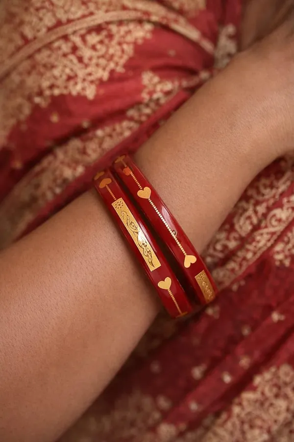 Ira_Peu_22k_Hallmark_Stamped_Pola_Bangles_Premium_Laminated_Bridal_Bangles_For_Women_22kt_Pure_Gold_Traditional_Pola_Kada_Classic_Indian_Bridal_Gold_Bangle_For_Women_Pac_Of_4
