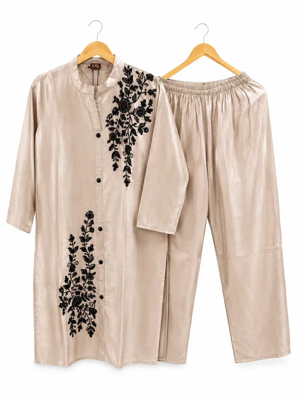 Cream_Roman_Glass_Premium_Kurta_Pajama_Set_For_Women