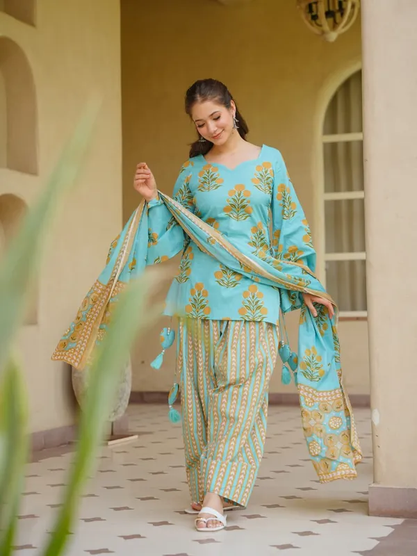 Cotton_Farshi_suit_3pic_suits