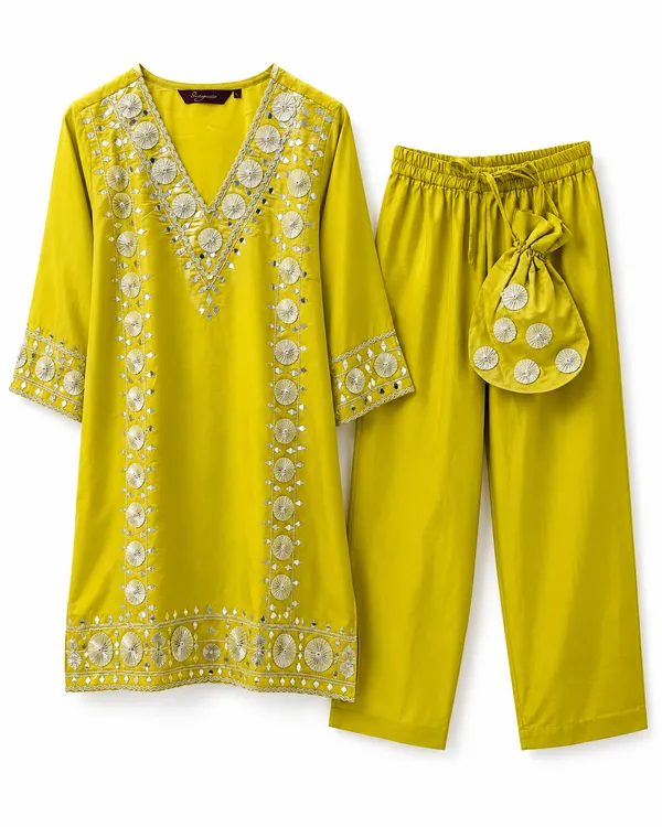 Parrot_Green_Roman_Silk_Premium_Kurta_Pant_Set_For_Women