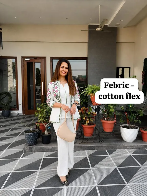 Women_White_Cotton_Flex_Printed_Straight_Kurta_with_Wide_Leg_Pants_2-Piece_Set