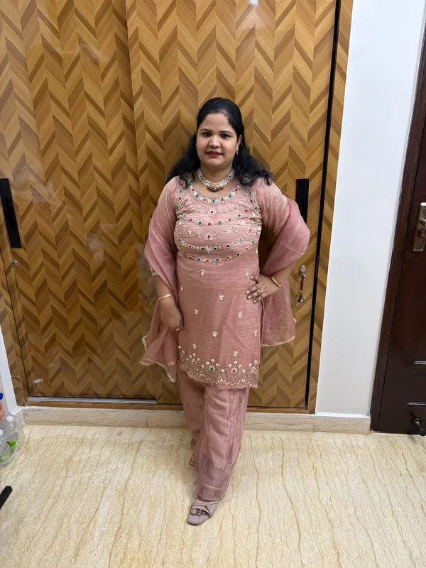 Women’s_Pink_Embroidered_Kurta_with_Pant_&_Dupatta_Set