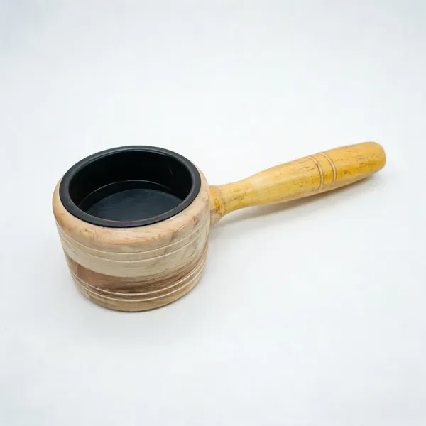 Cream_Wood_Traditional_Handled_Kitchen_Scoop
