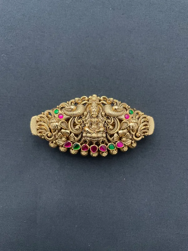 Gold_Brass_Pendant_For_Women