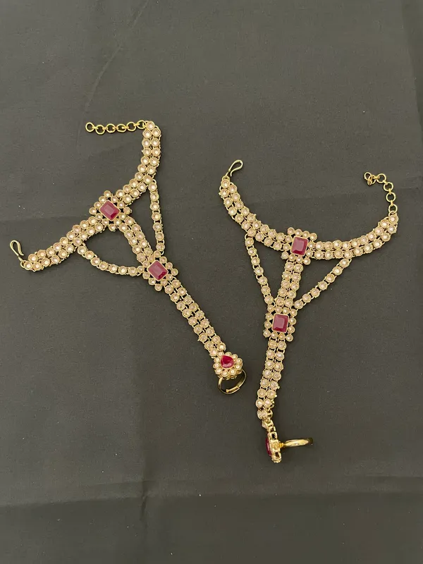 Gold_Brass_Hand_Harness_For_Women