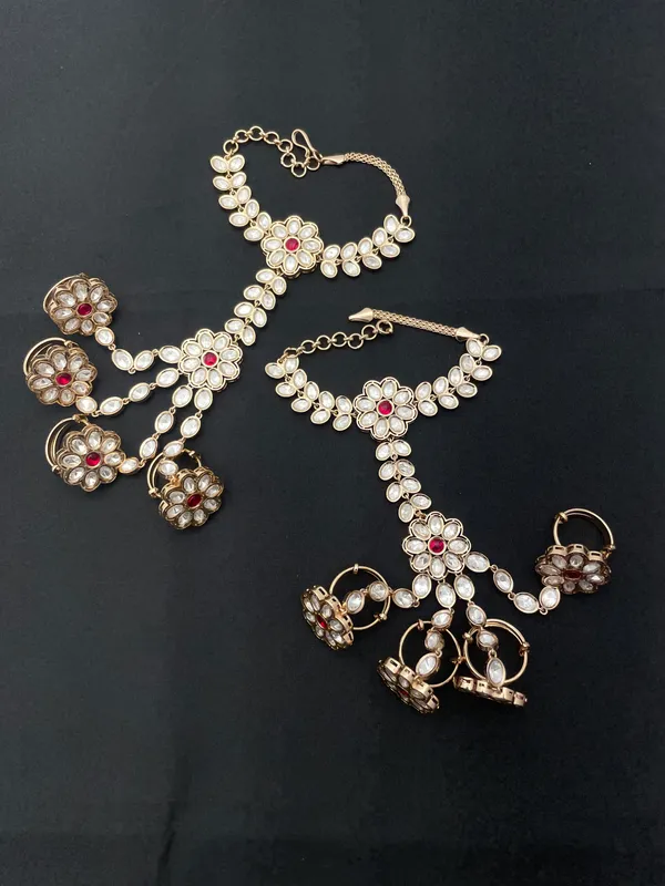 Gold_Brass_Hand_Harness_For_Women