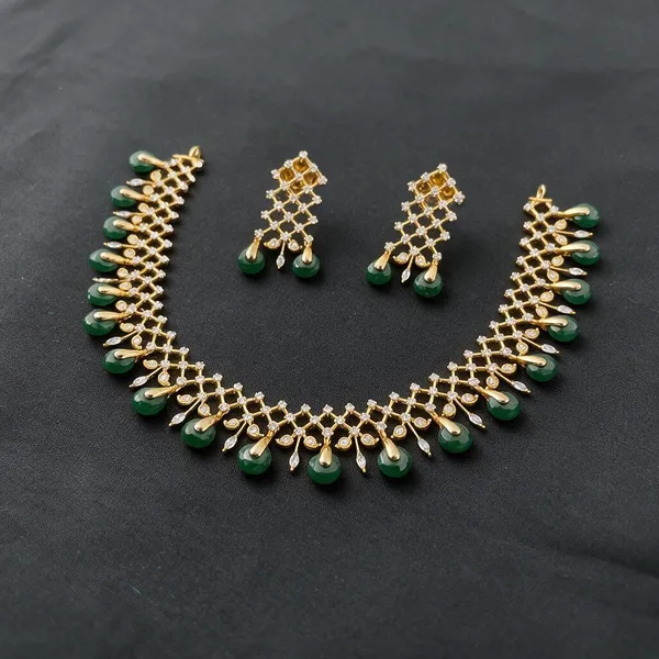 Gold_Brass_Jewellery_Set_For_Women