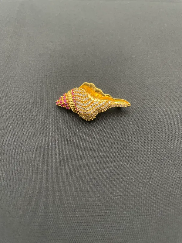 Gold_Brass_Brooch_For_Women