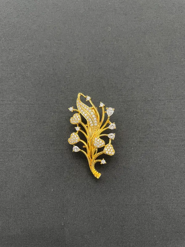 Gold_Brass_Brooch_For_Women