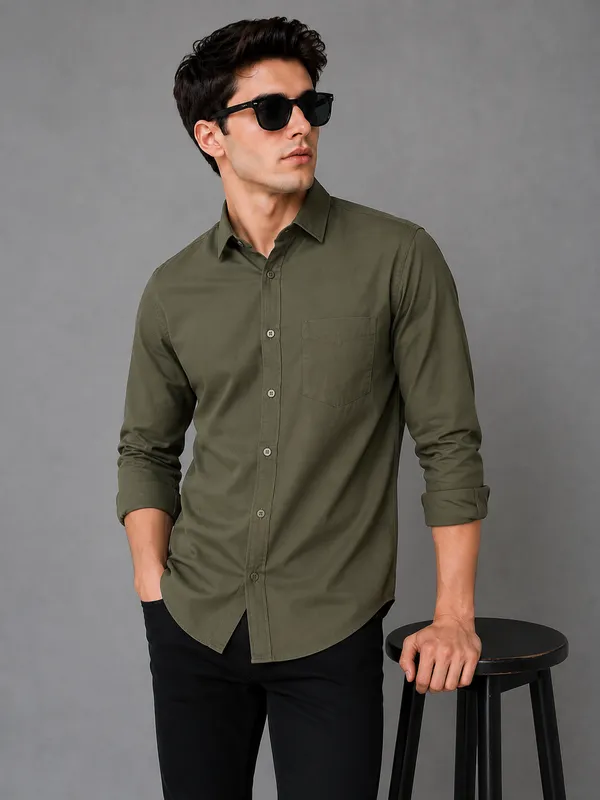 Men's_Premium_Olive_Solid_Cotton_Casual_Shirt