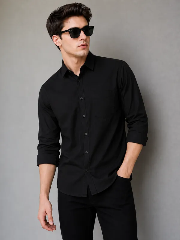 Men's_Premium_Jet_Black_Solid_Cotton_Casual_Shirt