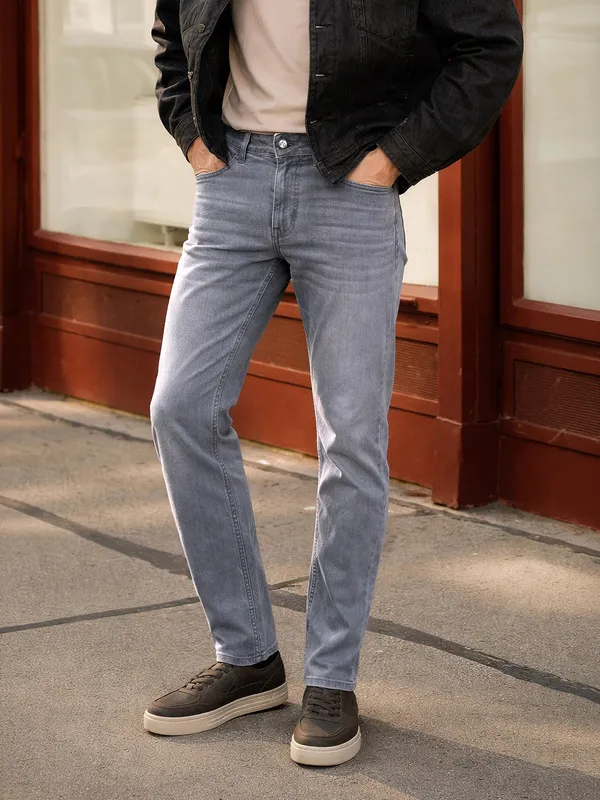 Grey_Denim_Slim_Fit_Jeans_for_Men