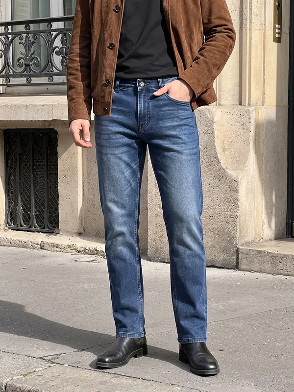 Blue_Denim_Straight_Fit_Jeans_for_Men