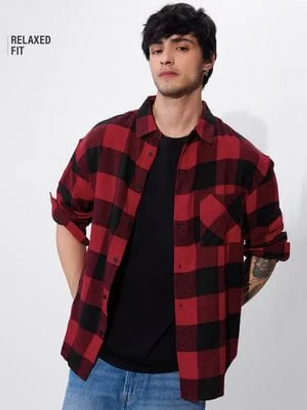 Red_Black_Relaxed_Fit_Checked_Shirt_for_Men
