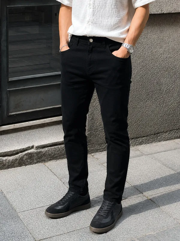 Black_Tapered_Fit_Jeans_for_Men