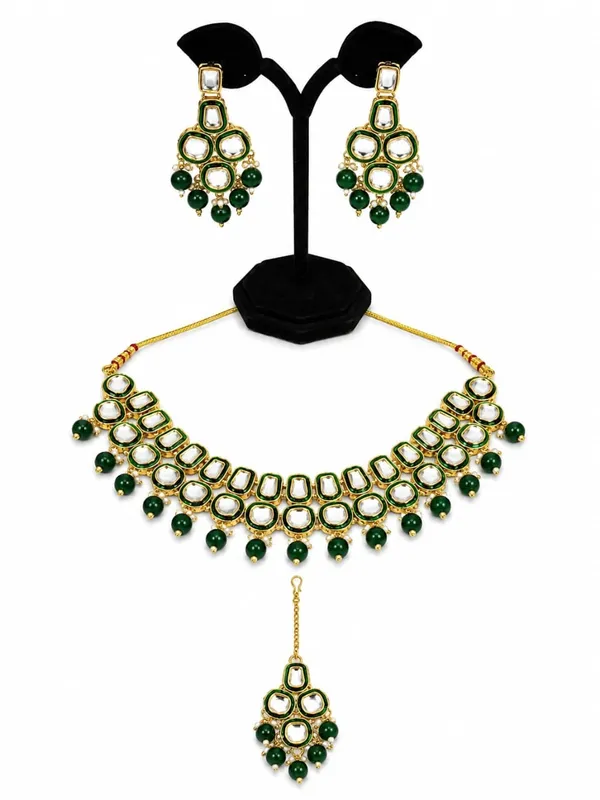 Green_Kundan_Chandelier_Earrings_for_Women