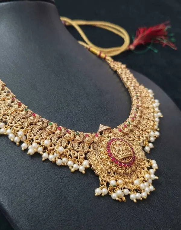 Gold-Plated_Kundan_Pearl_Bridal_Dulhan_Jewellery_Set_For_Women