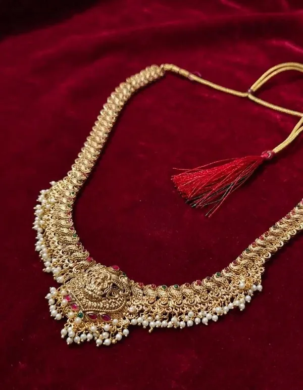 Gold-Plated_Kundan_Pearl_Bridal_Dulhan_Jewellery_Set_For_Women
