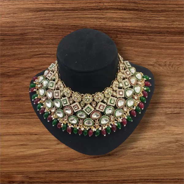 Maroon_Green_Gold-Plated_Kundan_Pearl_Bridal_Jewellery_Set_For_Women