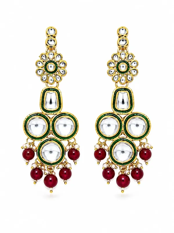 Gold_Tone_Traditional_Maang_Tikka_And_Earrings_Set_For_Women