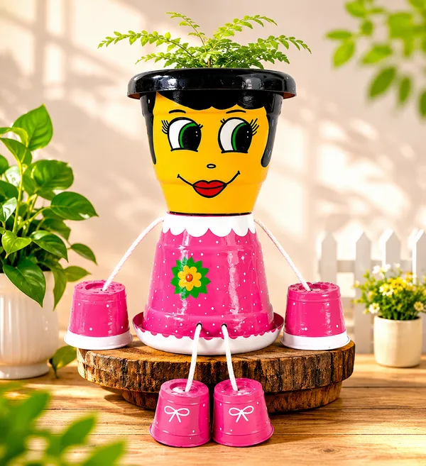 Plastic_Decorative_Character_Wick_Watering_Planter