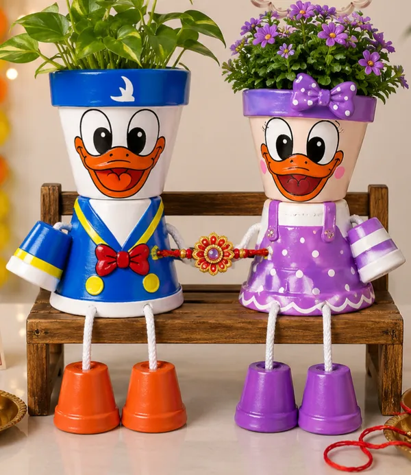 Plastic_Decorative_Cartoon_Duck_Painted_Planters_Set_Of_2