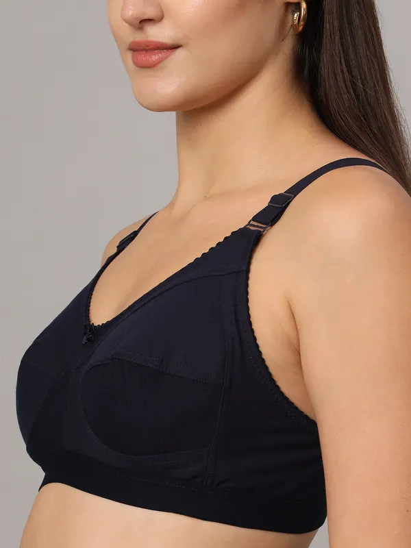 Black_Premium_Cotton_V_Neck_Comfort_Fit_Bra_For_Women