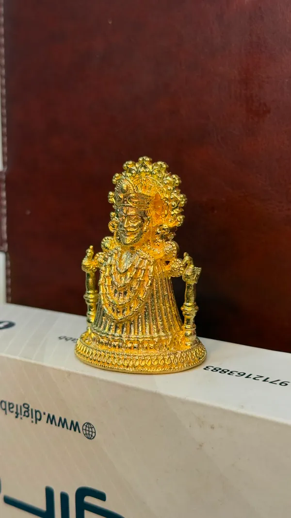 Khatu_Shyam_Ji_Brass_Idol,_Gold_Finish