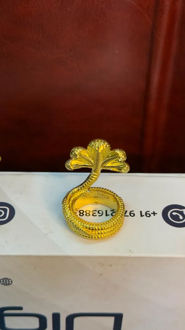 Brass_Shivling_and_Gold_Finish