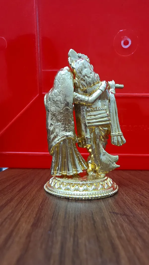 Radha_Krishna_Playing_Flute_-_Brass_Idol,_Gold_Finish