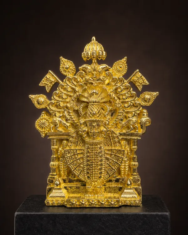 Maha_Lakshmi_Brass_Idol,_Gold_Finish