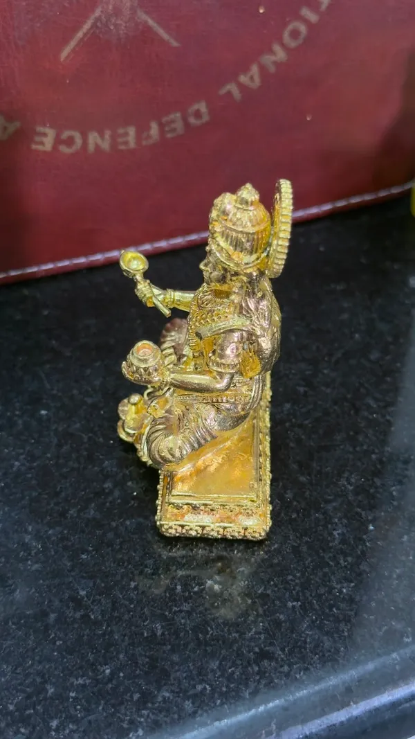 Goddess_Annapurna_Brass_Idol,_Gold_Finish