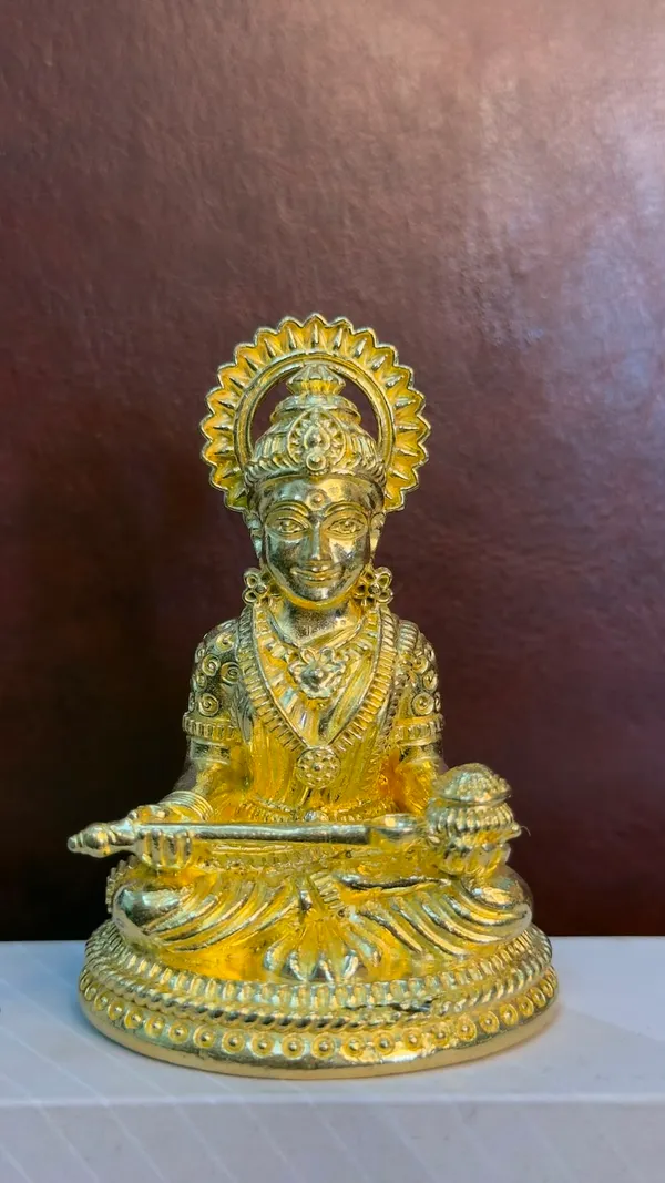 Goddess_Annapurna_Brass_Idol,_Gold_Finish