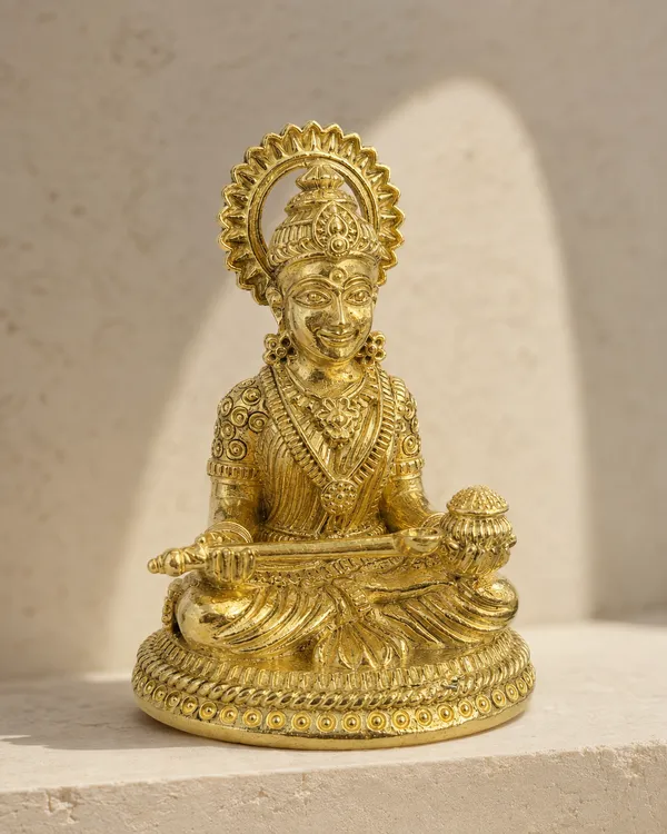 Goddess_Annapurna_Brass_Idol,_Gold_Finish