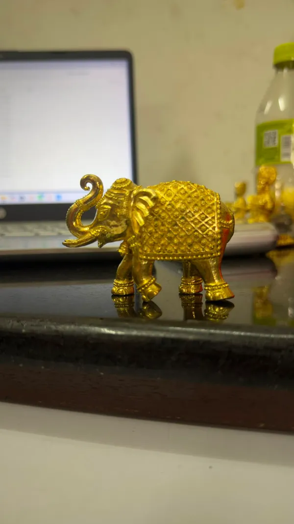 Ornate_Brass_Elephant_(Hathi)_Showpiece,_Gold_Finish
