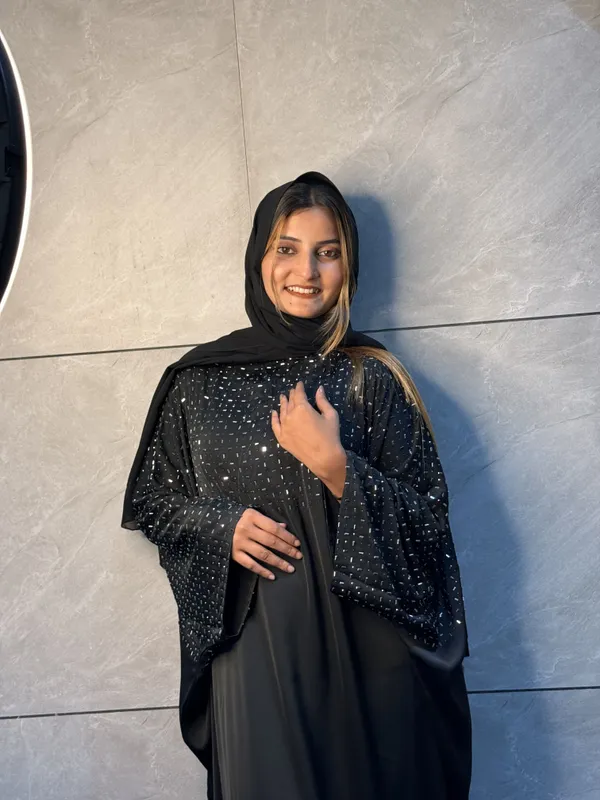 Black_Tik_Tok_Imported_Fabric_Abaya_With_Scarf_For_Women