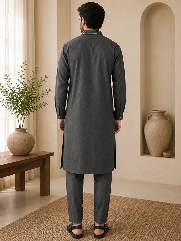 Black_Giza_Cotton_Kurta_Pyjama_For_Men