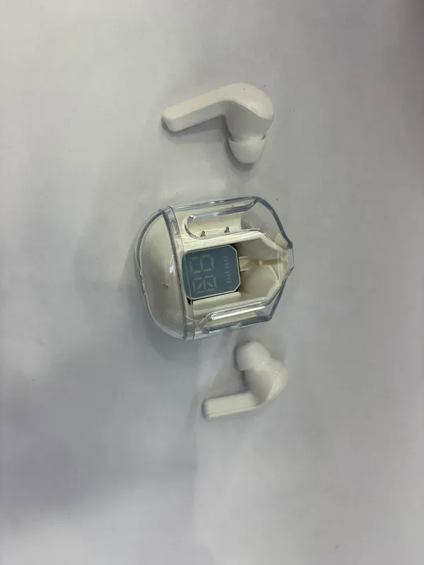 White_TWS_Earbuds_With_Transparent_Charging_Case