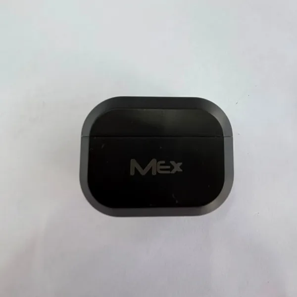 MEX_In-Ear_Earbuds_with_Charging_Case