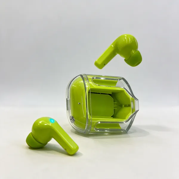 Green_In-Ear_Wireless_Earbuds_With_Charging_Case