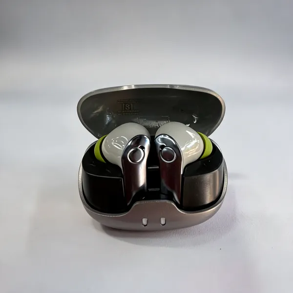 Black_And_Silver_In-Ear_Earbuds_With_Charging_Case